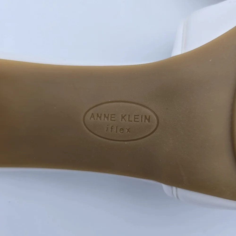 NWOT Anne Klein Kendra Slippers (Block Heel Slide Sandals), White & Gold, 9.5M - Picture 14 of 16